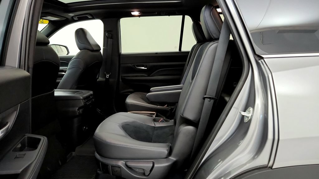 Certified 2025 Toyota Grand Highlander AWD Hybrid image 30