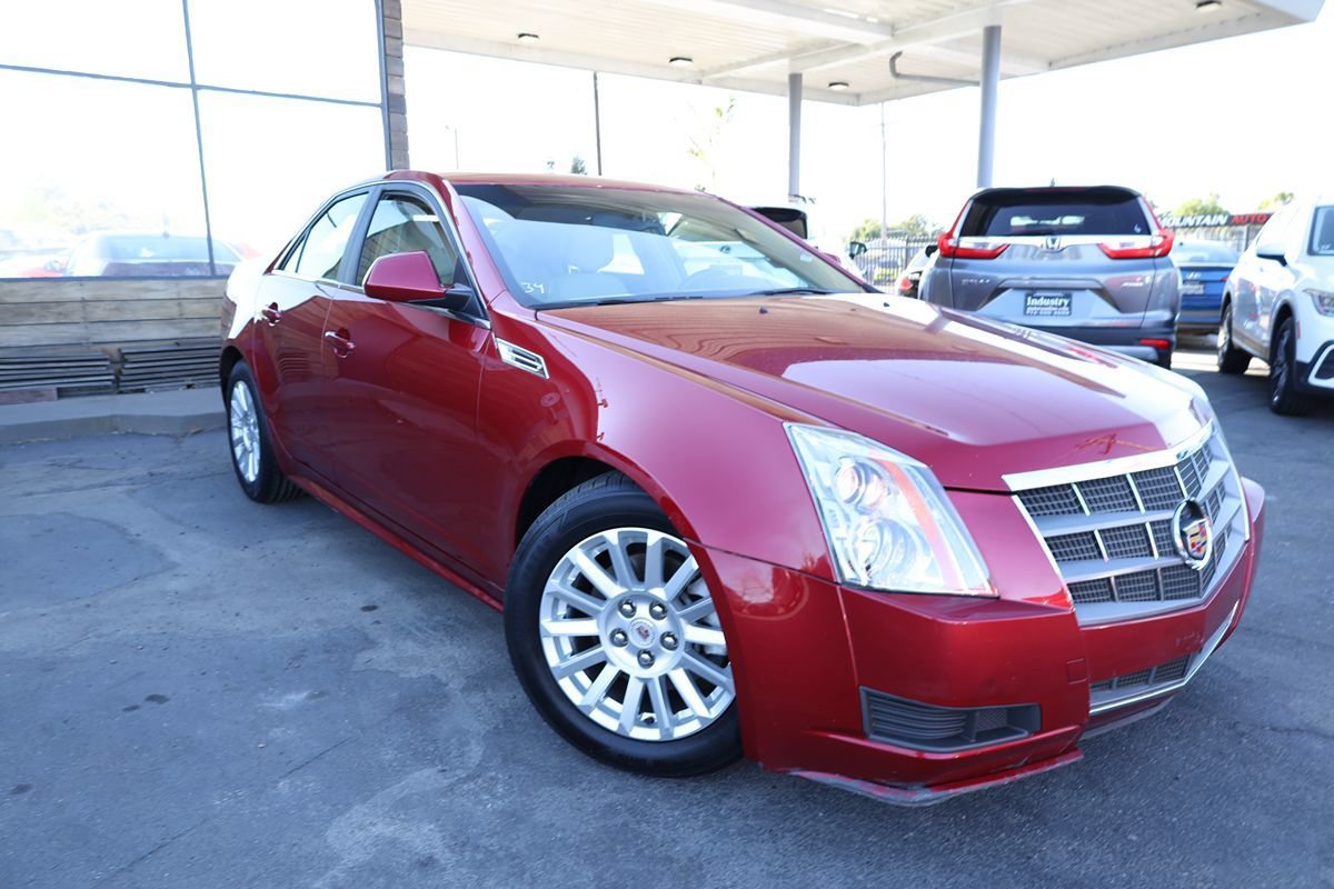 Used 2010 Cadillac CTS Luxury AWD/4WD image 2