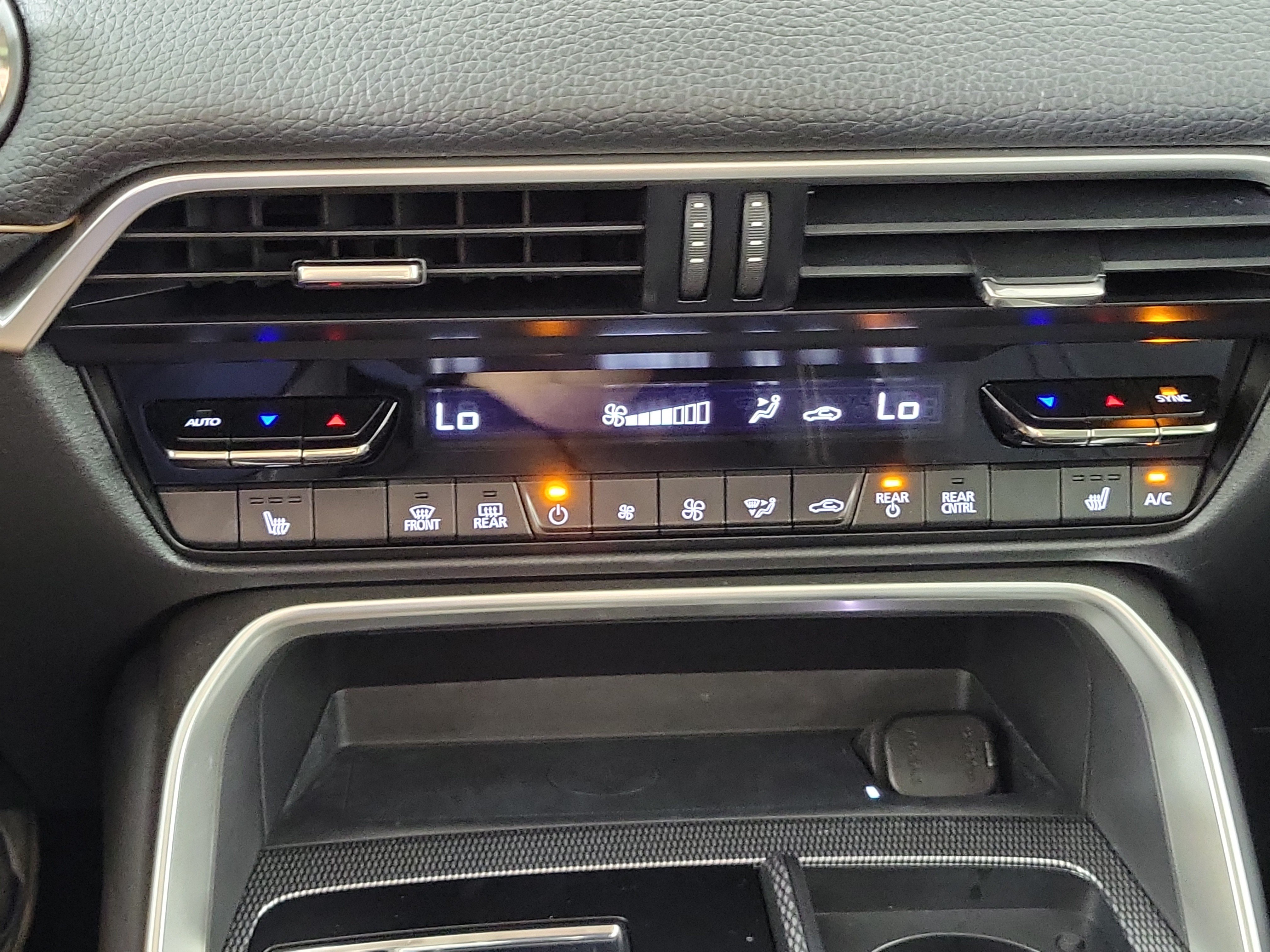 Certified 2025 MAZDA CX-90 Plug-In Hybrid w/Premium Sport AWD/4WD image 22