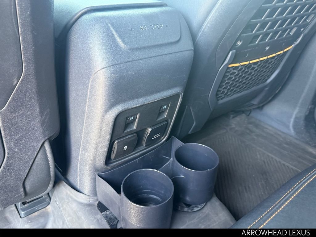 Used 2022 Ford Bronco Badlands image 30