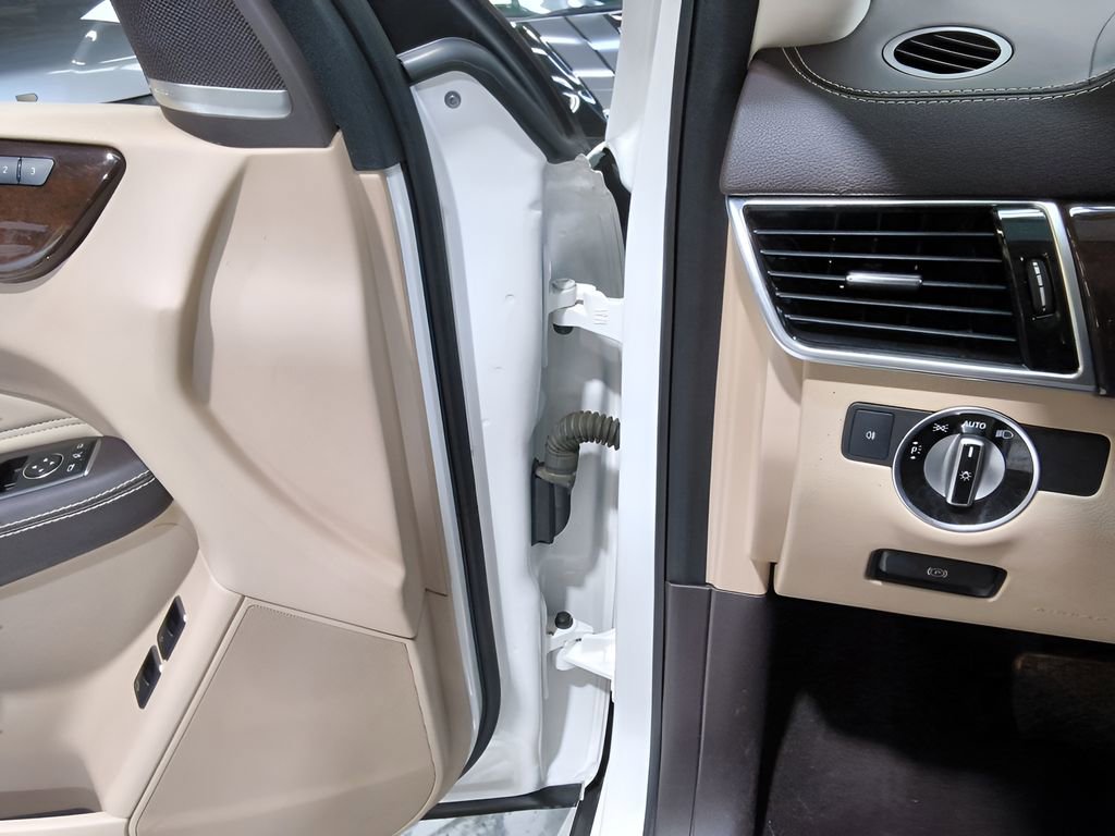Used 2019 Mercedes-Benz GLS 450 4MATIC w/ Premium 1 Package image 28