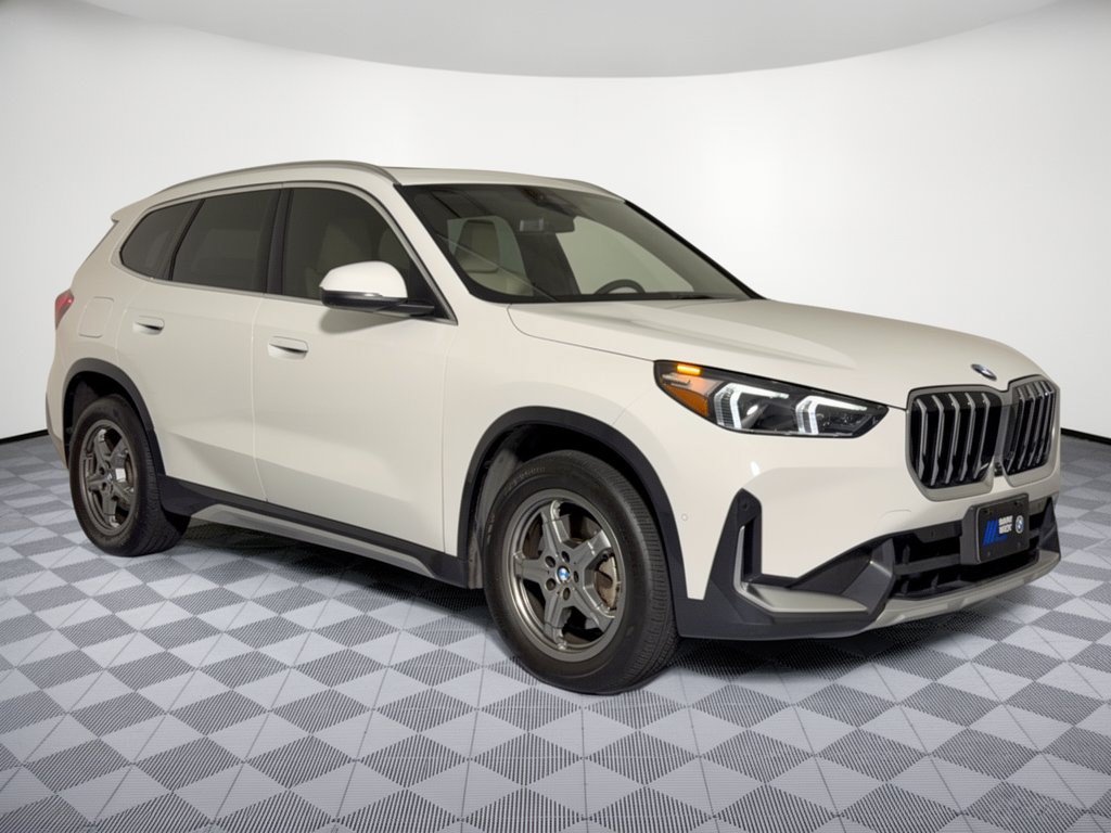 Used 2025 BMW X1 xDrive28i w/ Technology Package AWD/4WD image 7