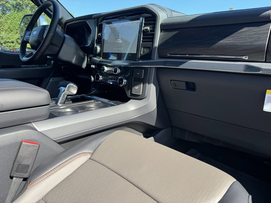 New 2025 Ford F150 Lariat w/ Equipment Group 502A High image 18