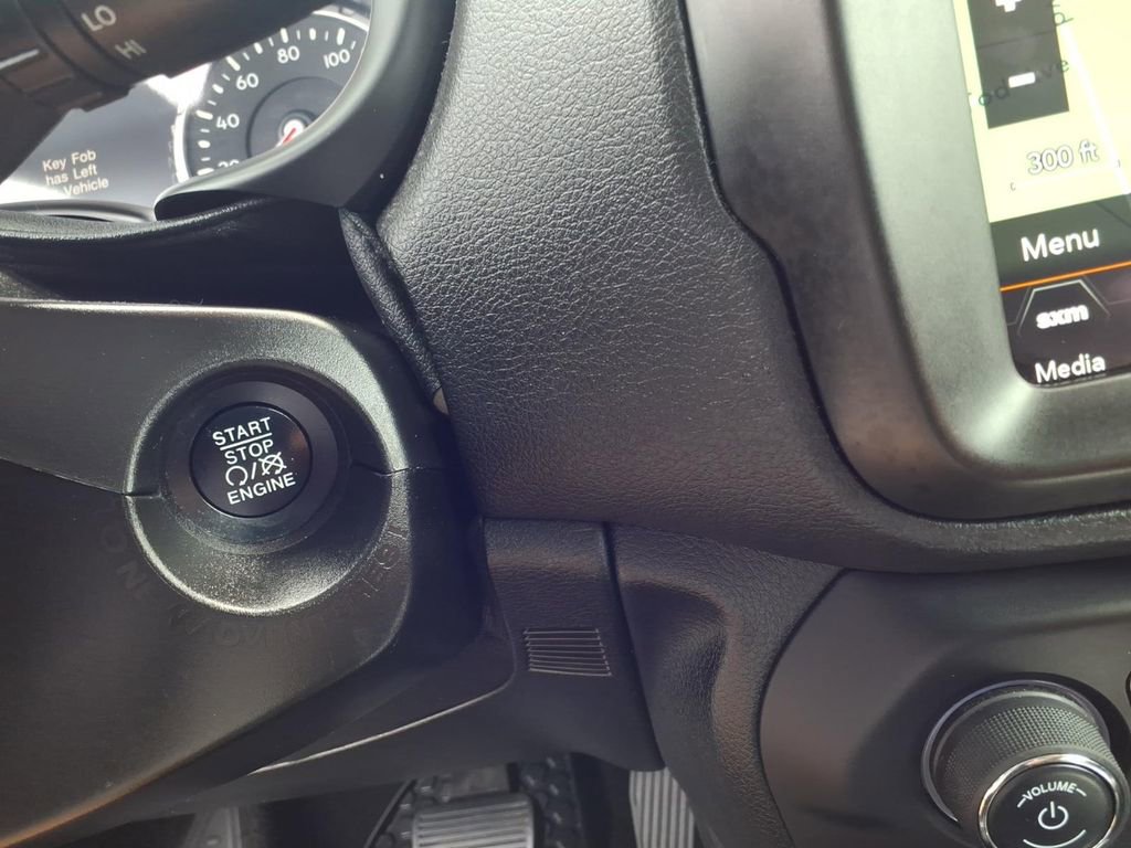 Used 2022 Jeep Renegade Limited AWD/4WD image 23