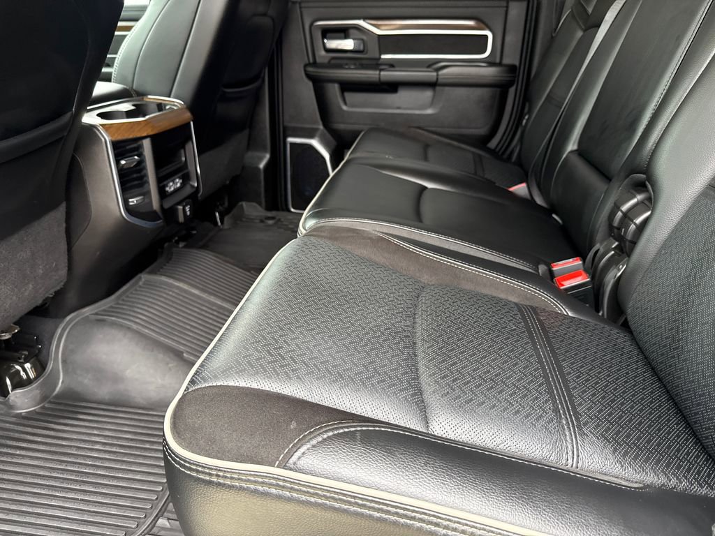 Used 2024 RAM 3500 Laramie AWD/4WD image 16