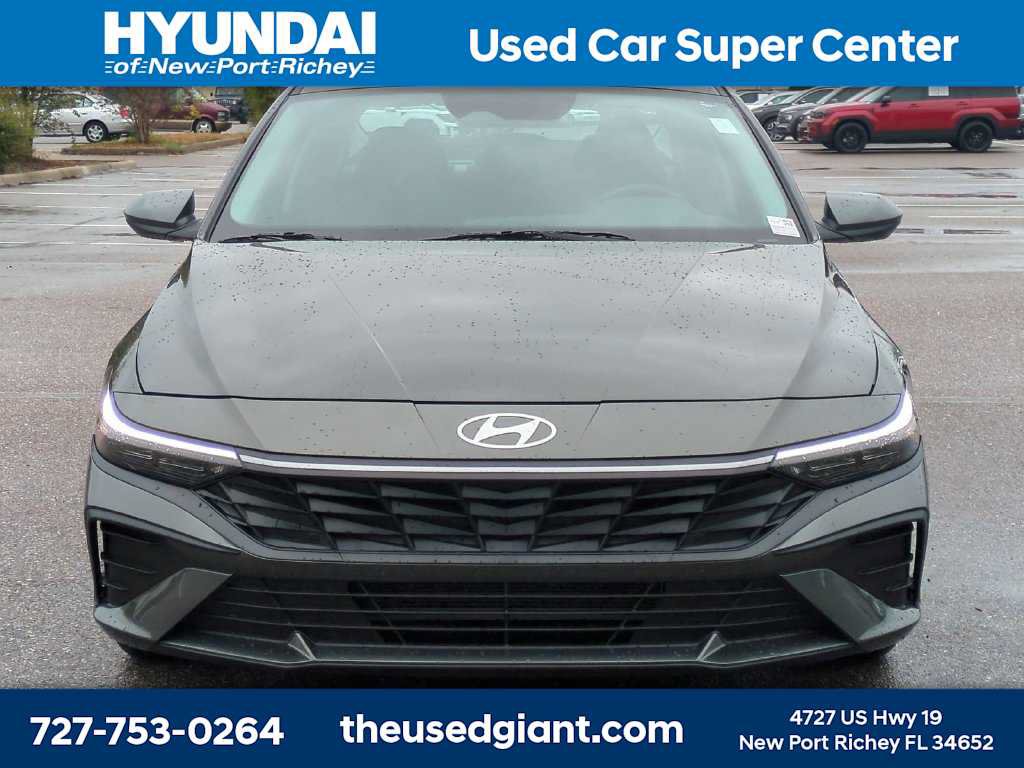 Certified 2024 Hyundai Elantra SEL FWD image 8