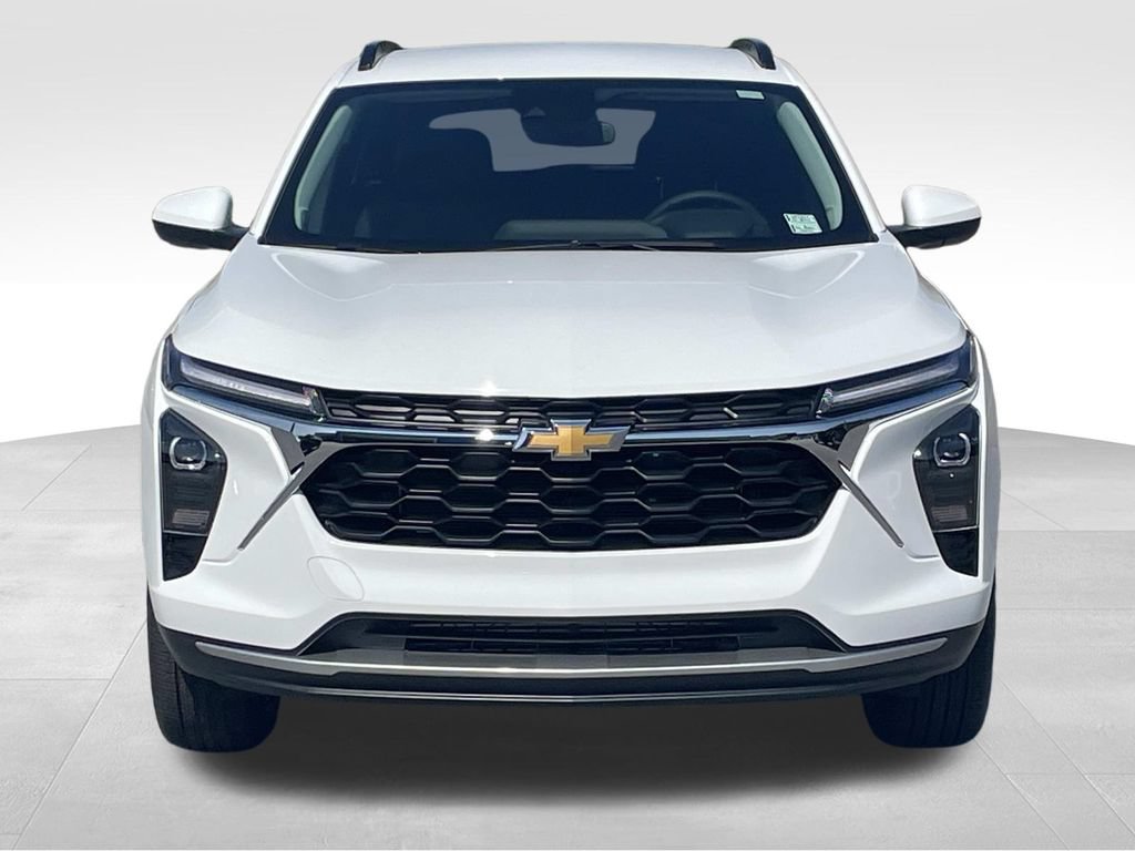 New 2026 Chevrolet Trax LT w/ Driver Confidence Package FWD image 8