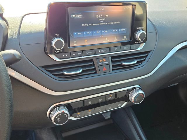 Used 2024 Nissan Altima 2.5 S image 25