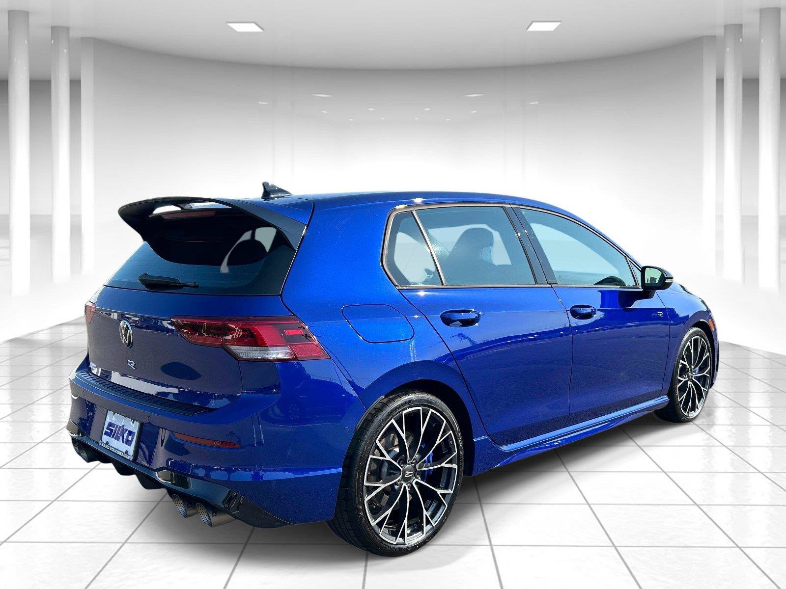 Certified 2025 Volkswagen Golf w/ Euro Style Package AWD/4WD image 3