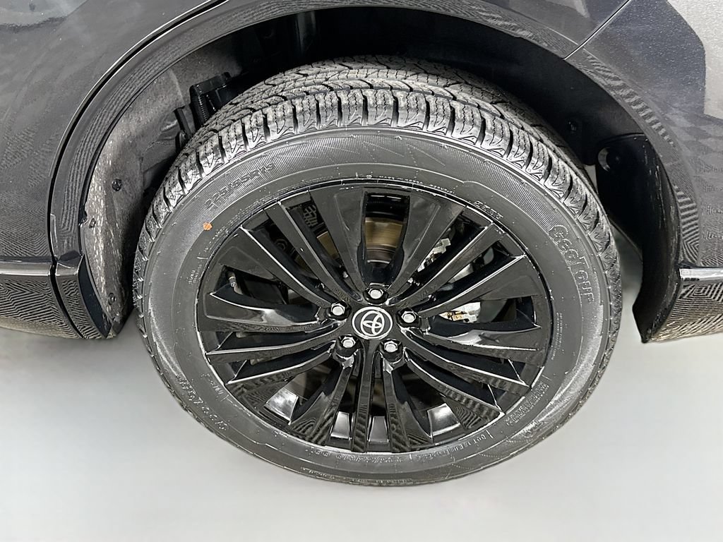 Certified 2024 Toyota Venza Nightshade AWD/4WD image 32