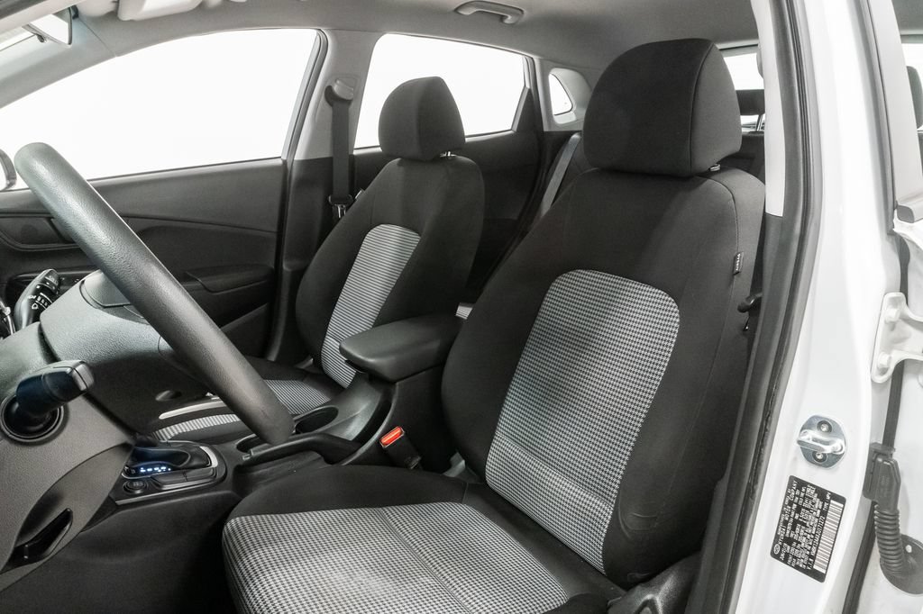 Used 2018 Hyundai Kona SE FWD image 9