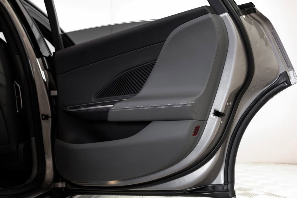 Used 2024 Lucid Air Touring image 57