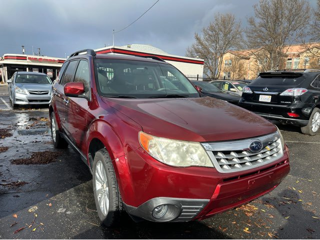 Used 2011 Subaru Forester 2.5X Limited image 3