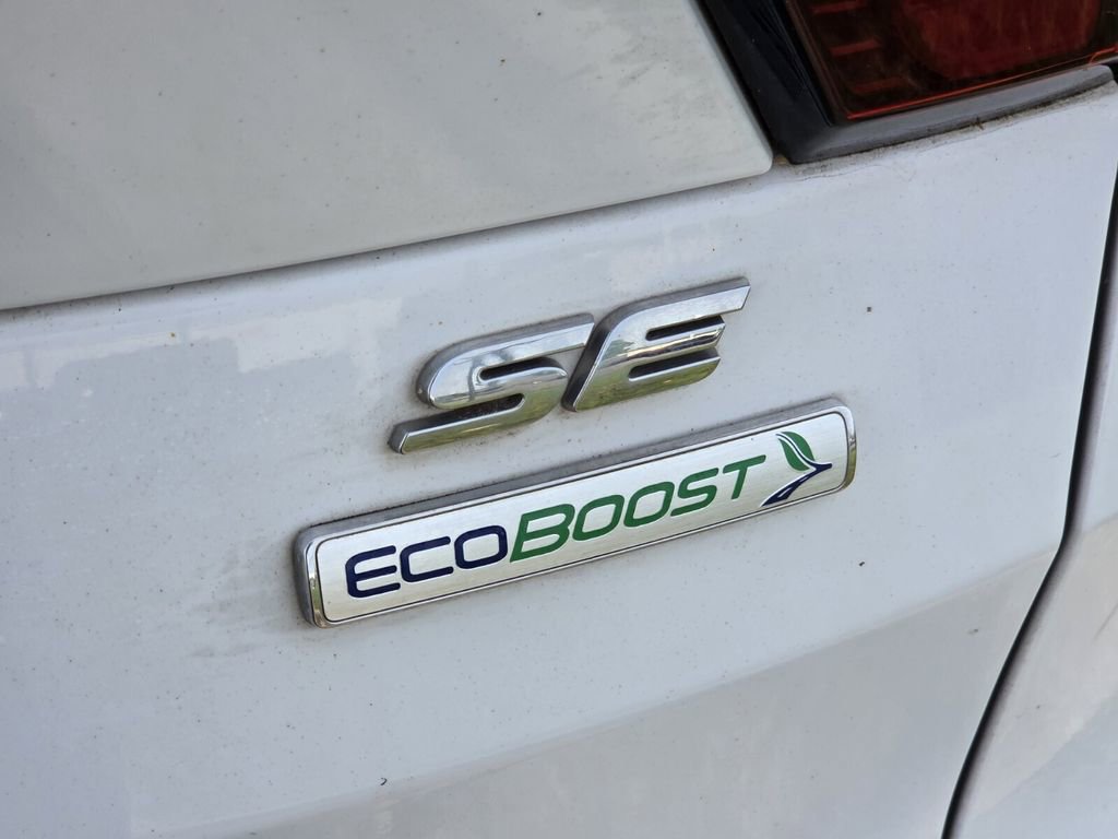 Used 2019 Ford Escape SE FWD image 8