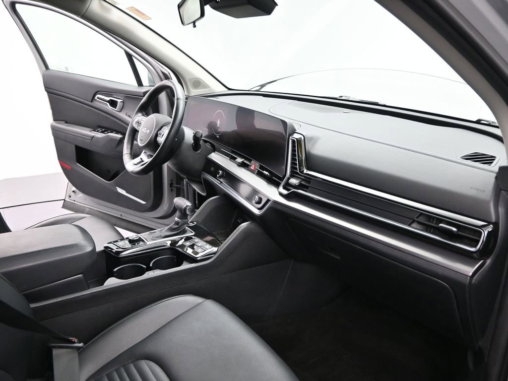 Used 2023 Kia Sportage SX image 21