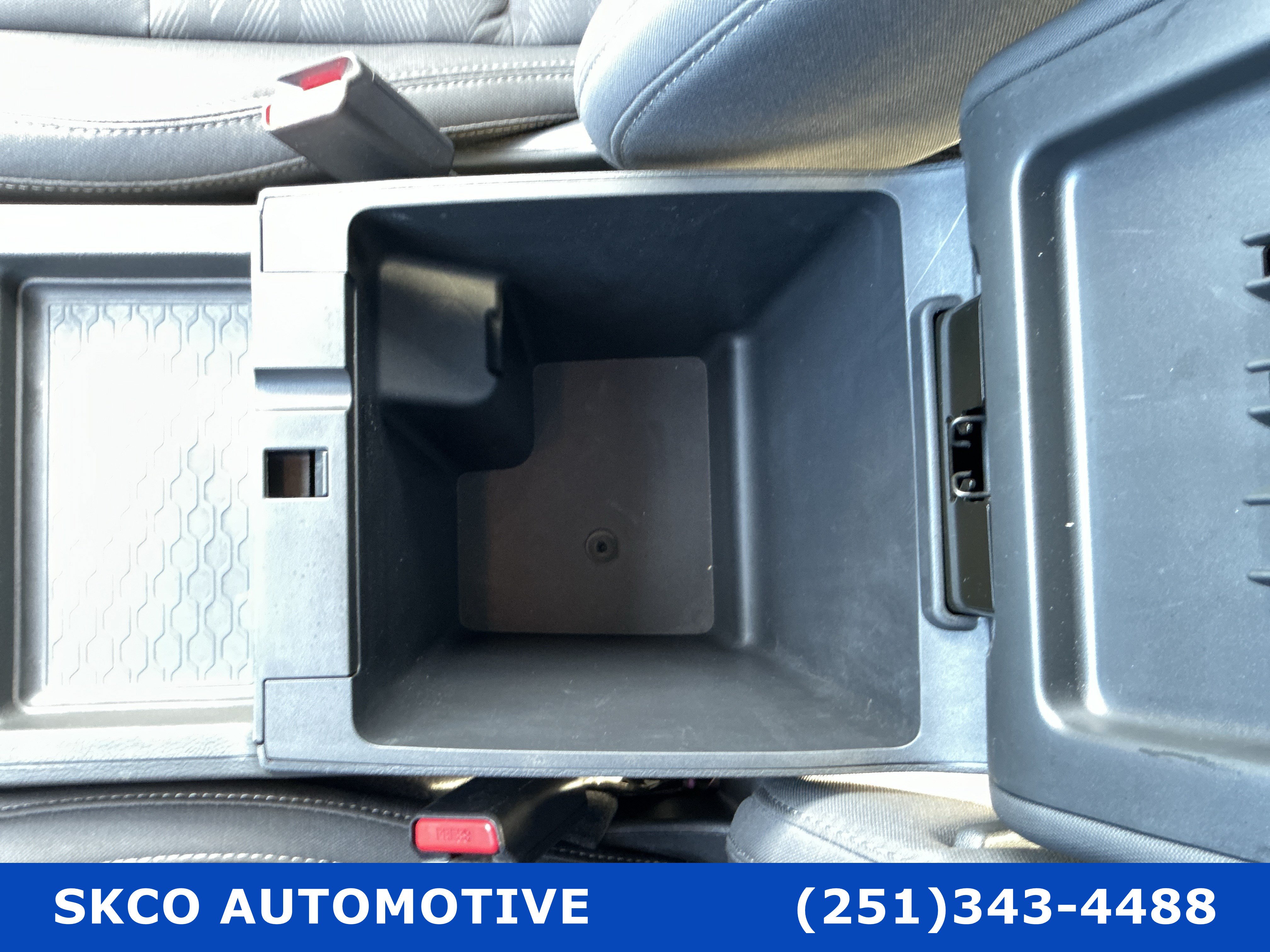 Used 2024 Nissan Frontier SV w/ SV Convenience Package RWD image 25