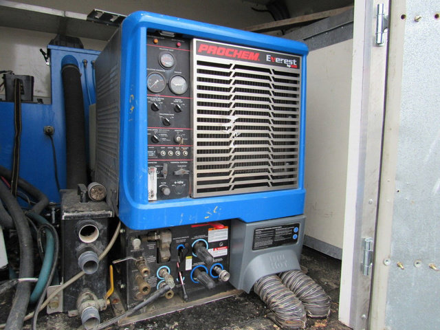 Used 2015 Chevrolet Express 4500 Extended RWD image 18