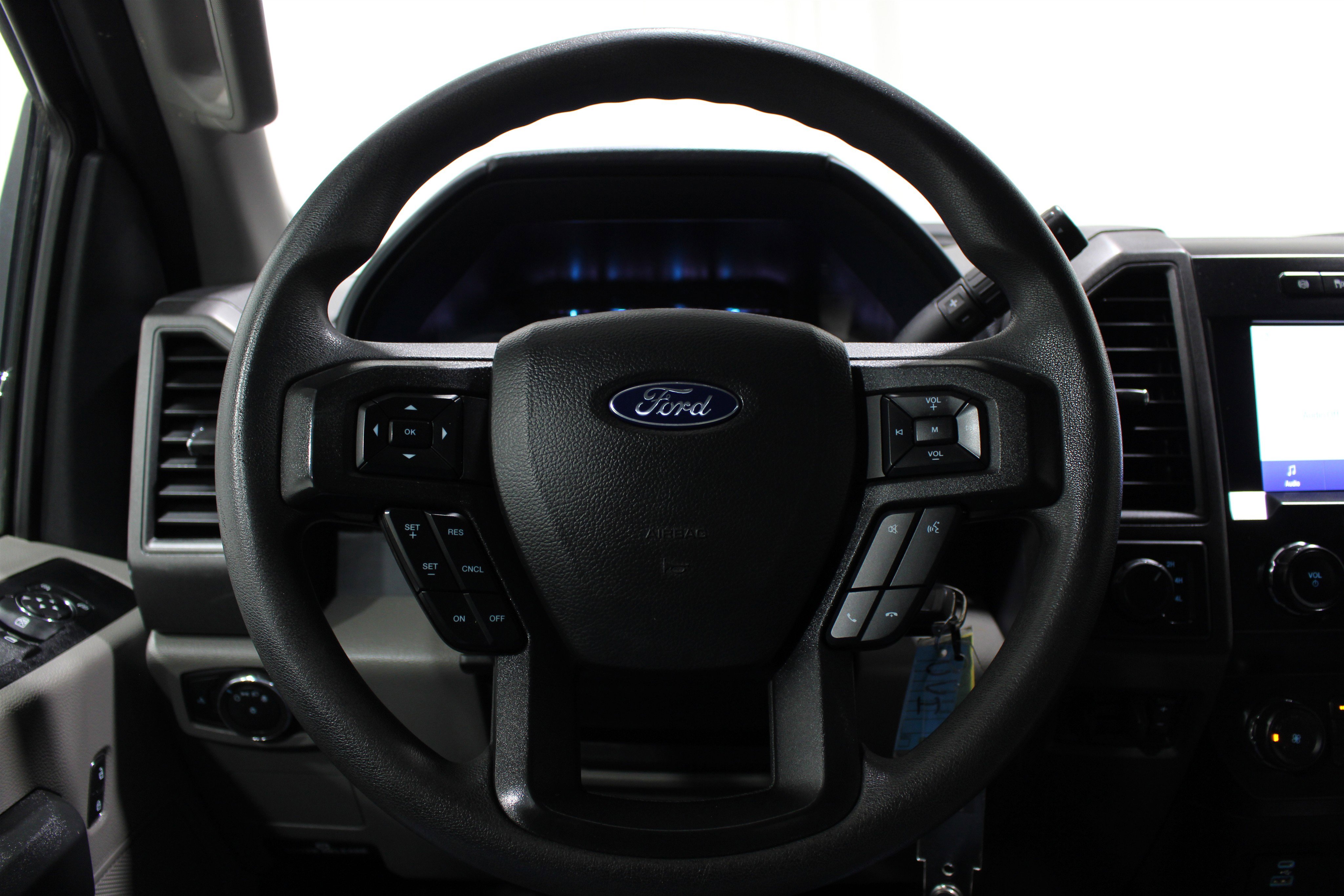 Used 2022 Ford F450 XL w/ STX Appearance Package image 10