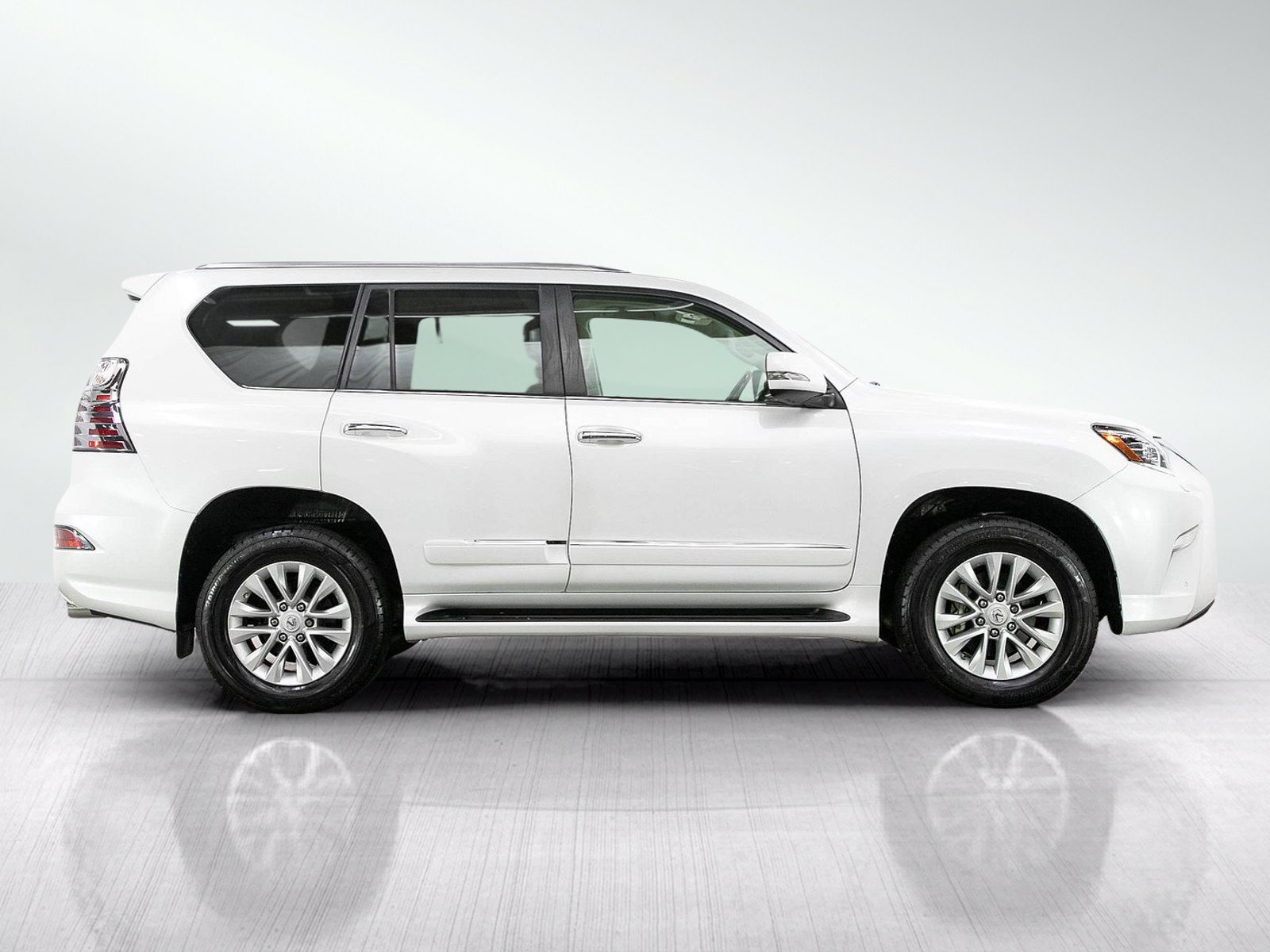Used 2019 Lexus GX 460 Premium w/ Premium Package AWD/4WD image 6