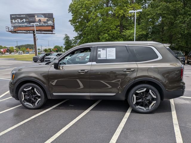 Used 2023 Kia Telluride EX w/ EX Captain's Chair Package AWD/4WD image 6