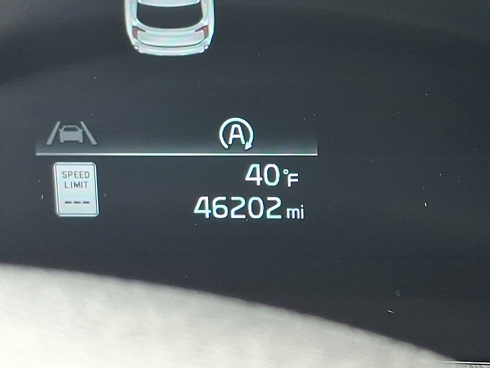 Used 2023 Kia Telluride EX w/ EX Captain's Chair Package image 23