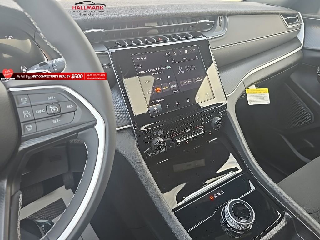 Used 2025 Jeep Grand Cherokee Laredo X w/ Luxury Tech Group I image 14