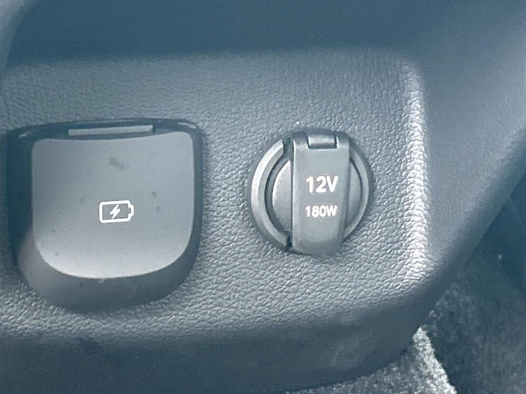 Used 2025 Genesis GV80 2.5T Standard AWD/4WD image 24