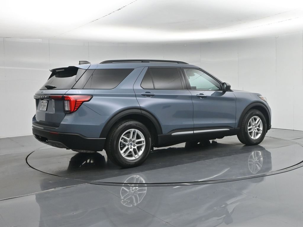 Used 2025 Ford Explorer Active w/ Active Comfort Package image 30