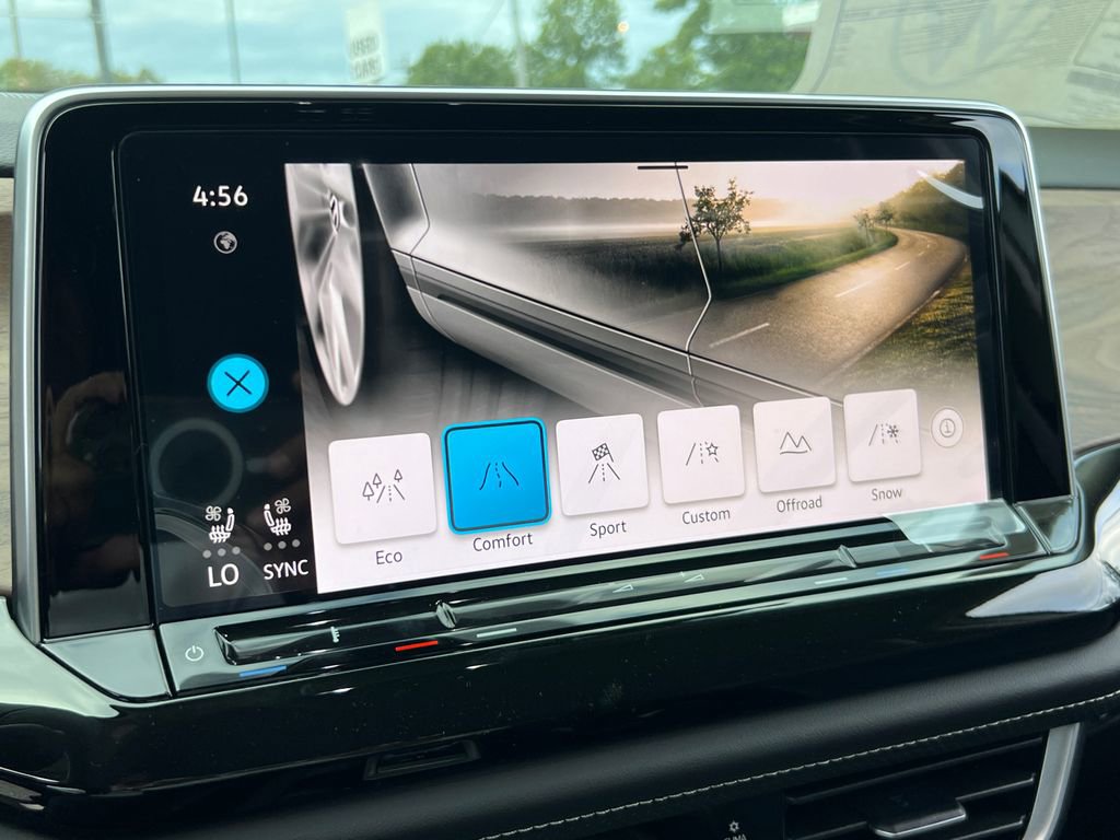 New 2026 Volkswagen Atlas SE image 24