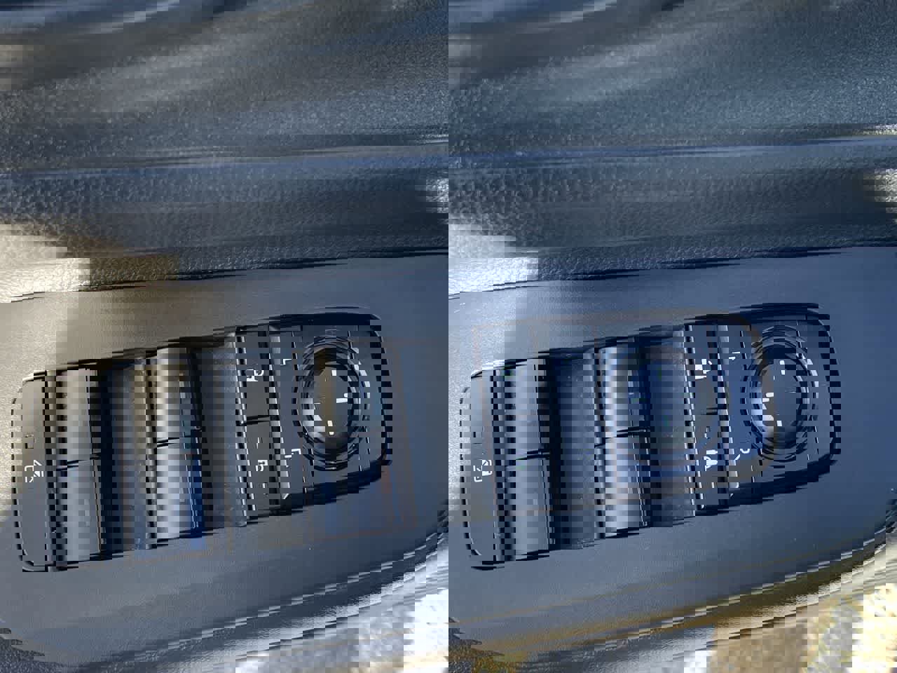 Used 2024 Toyota Prius Prime SE image 13