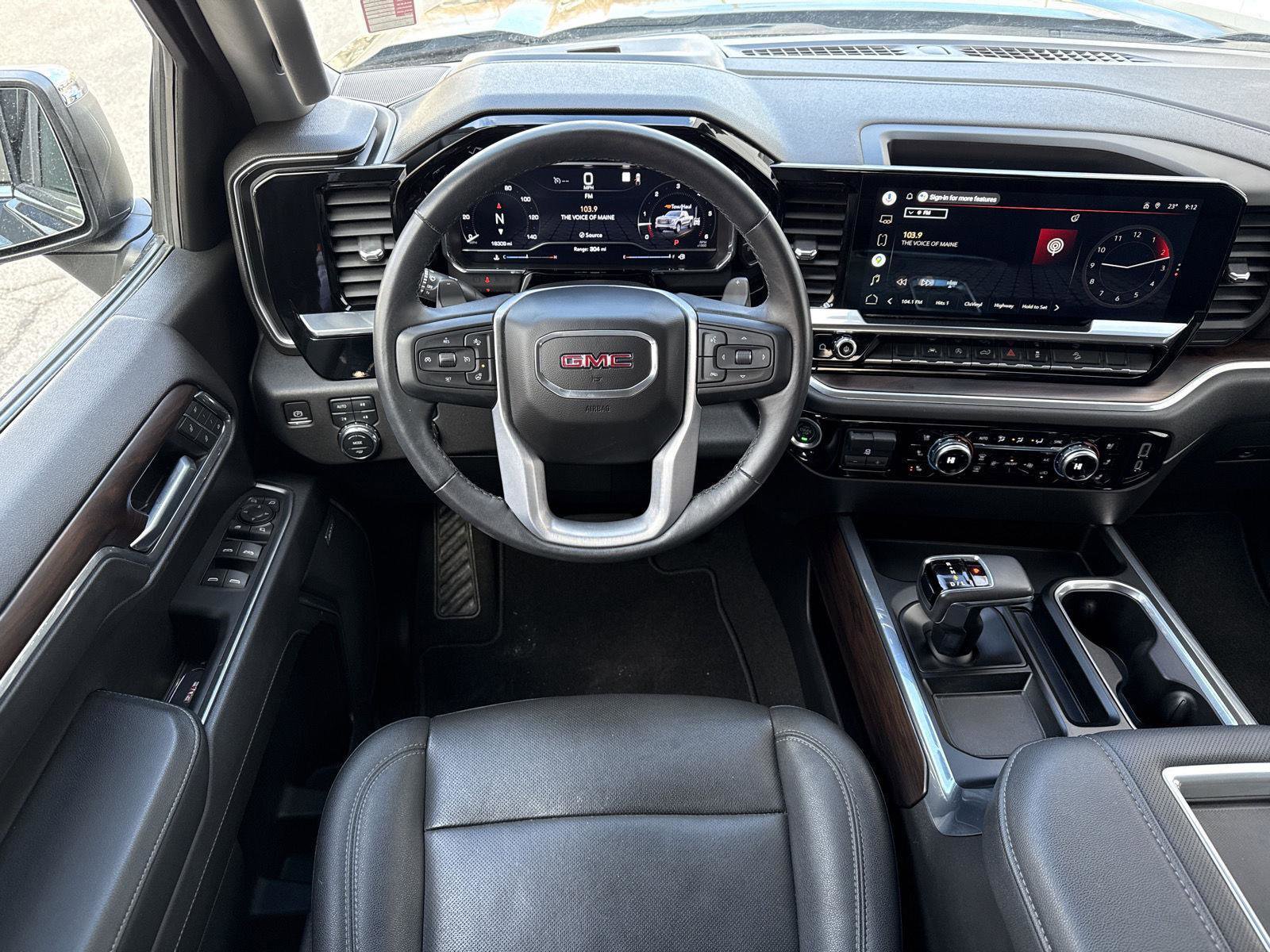 Used 2022 GMC Sierra 1500 SLT w/ SLT Premium Package image 15