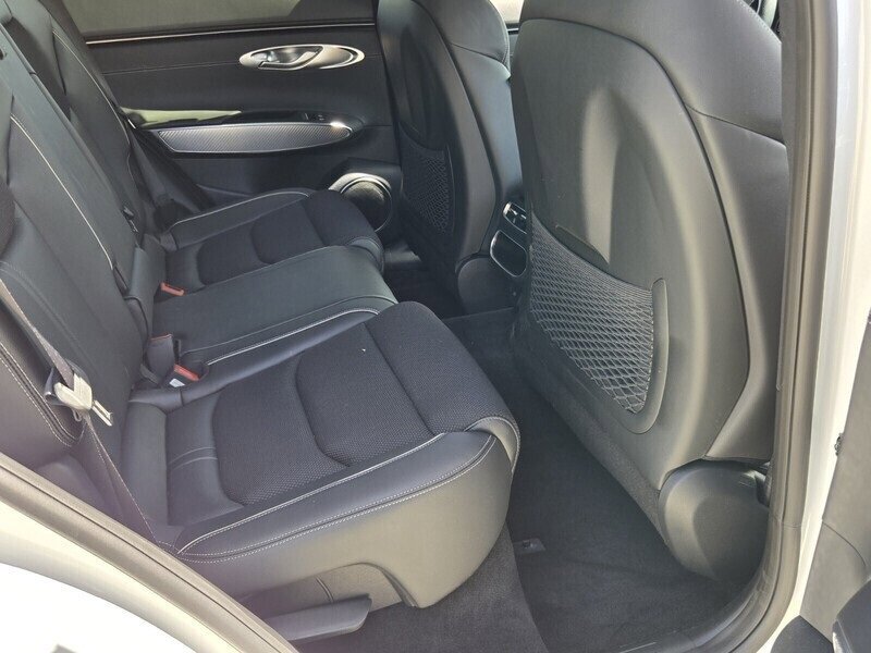 Used 2025 Genesis GV70 3.5T Sport image 15