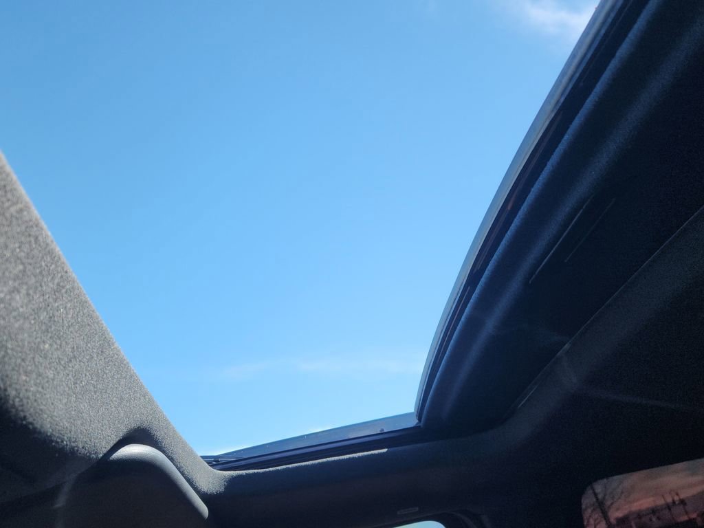 Used 2016 Ford F350 Platinum w/ FX4 Off-Road Package image 25