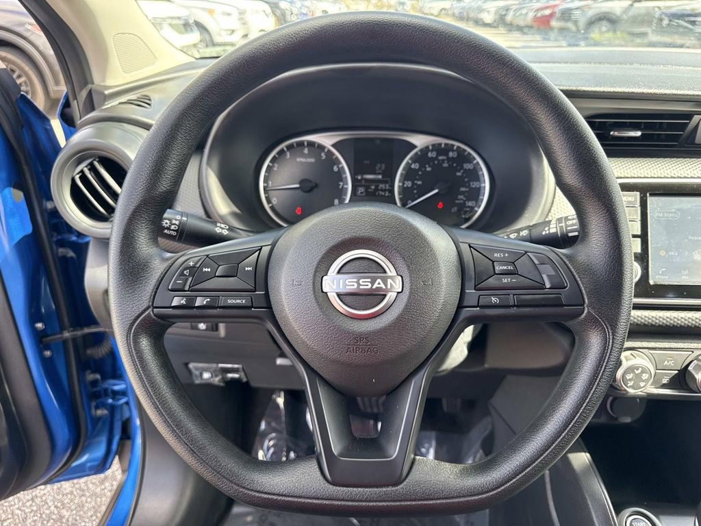 Certified 2025 Nissan Kicks Play S image 24