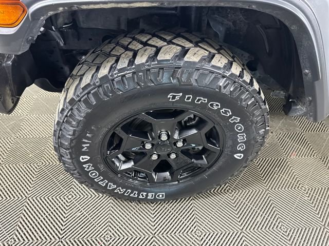 Used 2023 Jeep Wrangler Unlimited w/ Cold Weather Group image 9