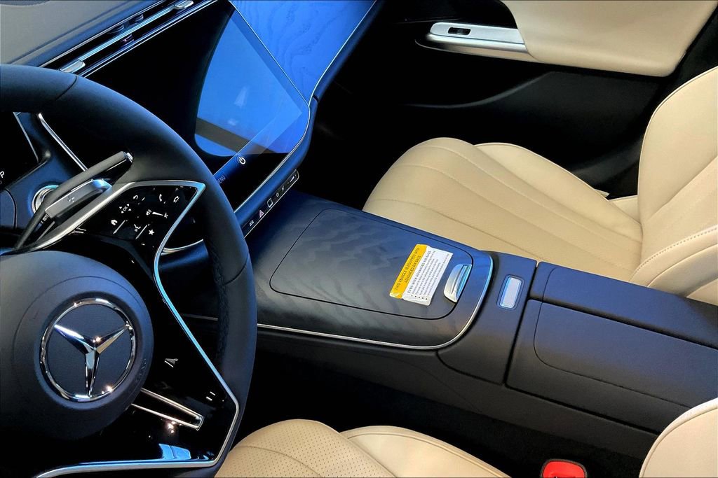 New 2026 Mercedes-Benz E 450 4MATIC Sedan image 6