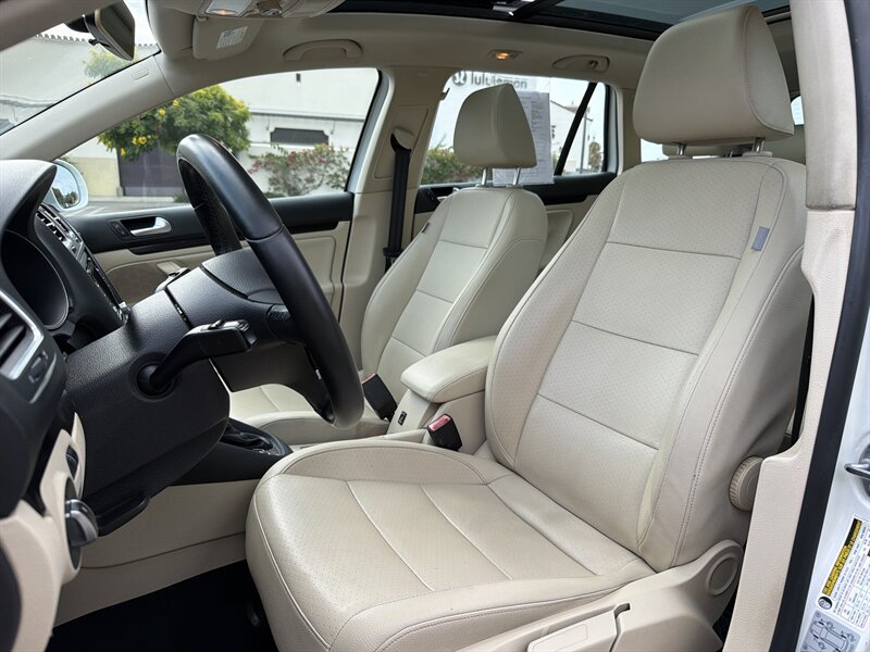 Used 2014 Volkswagen Jetta TDI FWD image 12