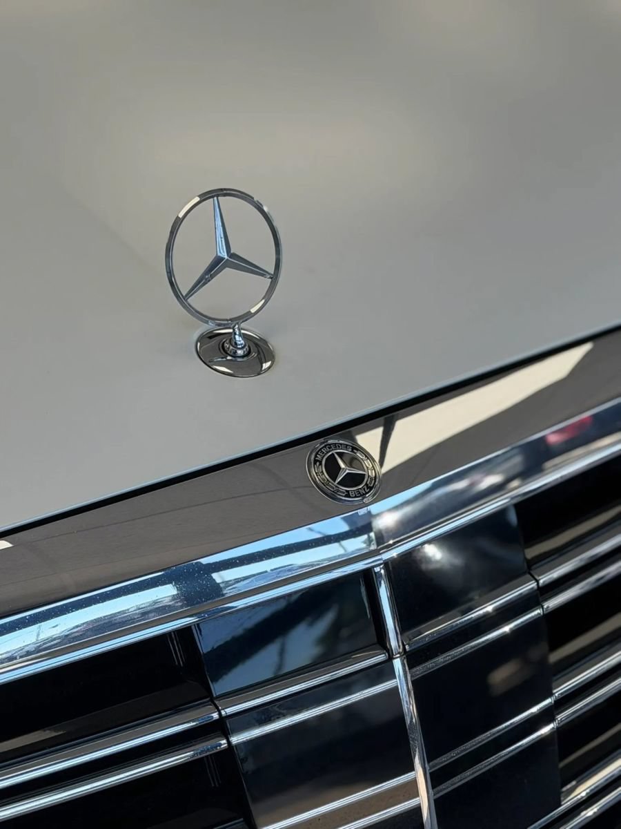 Used 2019 Mercedes-Benz S 560 Sedan image 7