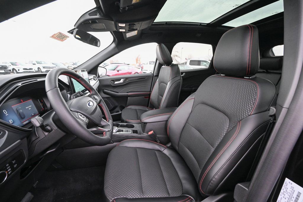 New 2026 Ford Escape ST-Line w/ Tech Pack #1 image 16