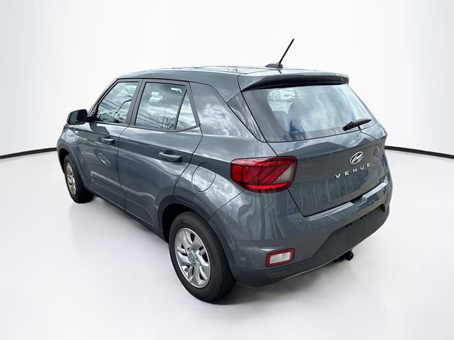 Certified 2026 Hyundai Venue SE FWD image 4