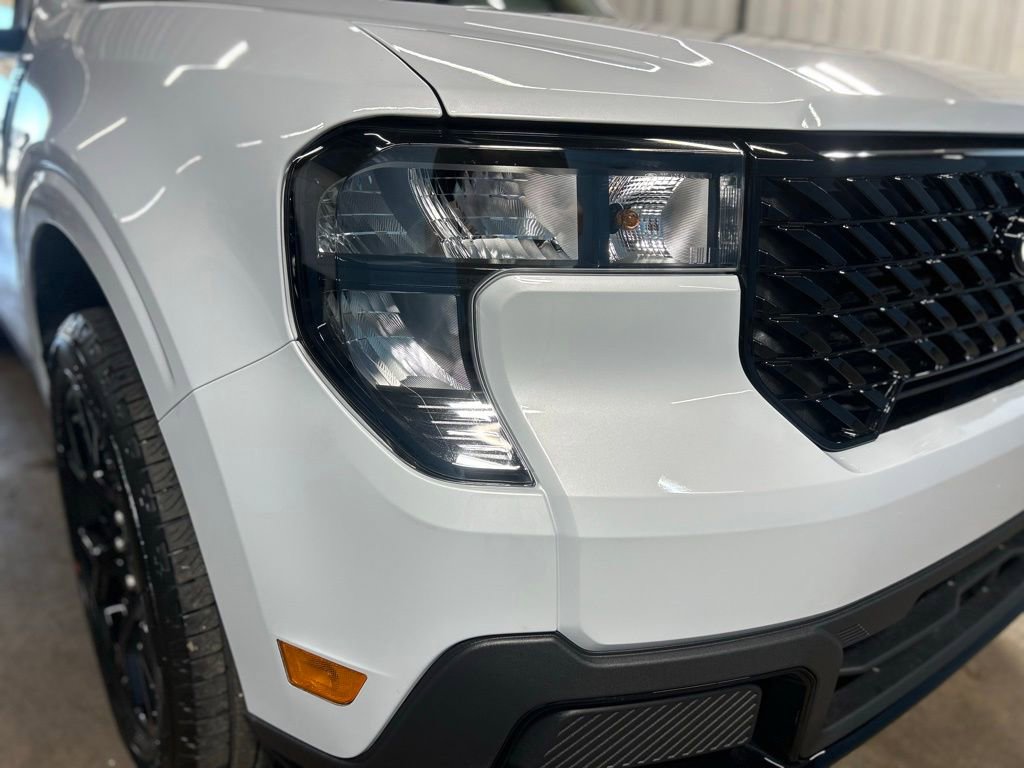 New 2026 Ford Maverick XLT AWD/4WD image 2
