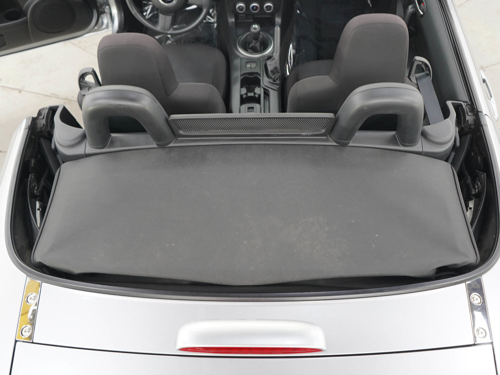 Used 2011 MAZDA MX-5 Miata Sport RWD image 19