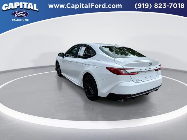 Used 2025 Toyota Camry SE w/ Convenience Package FWD image 6
