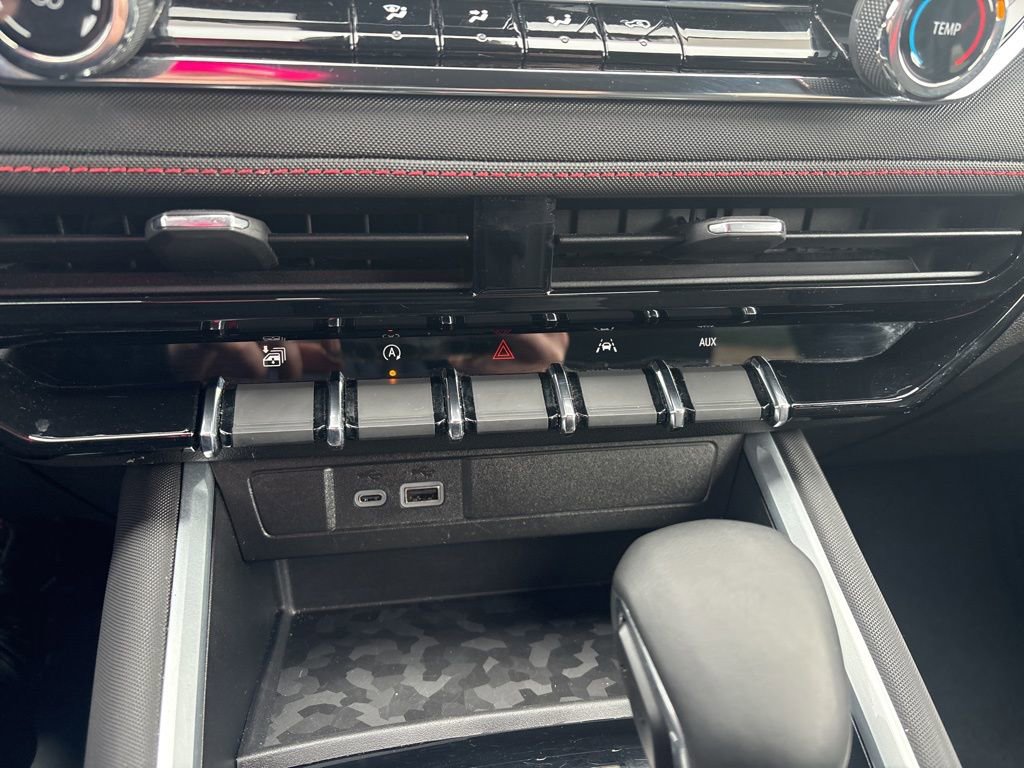 Used 2023 Chevrolet Colorado Z71 w/ Advanced Trailering Package image 10