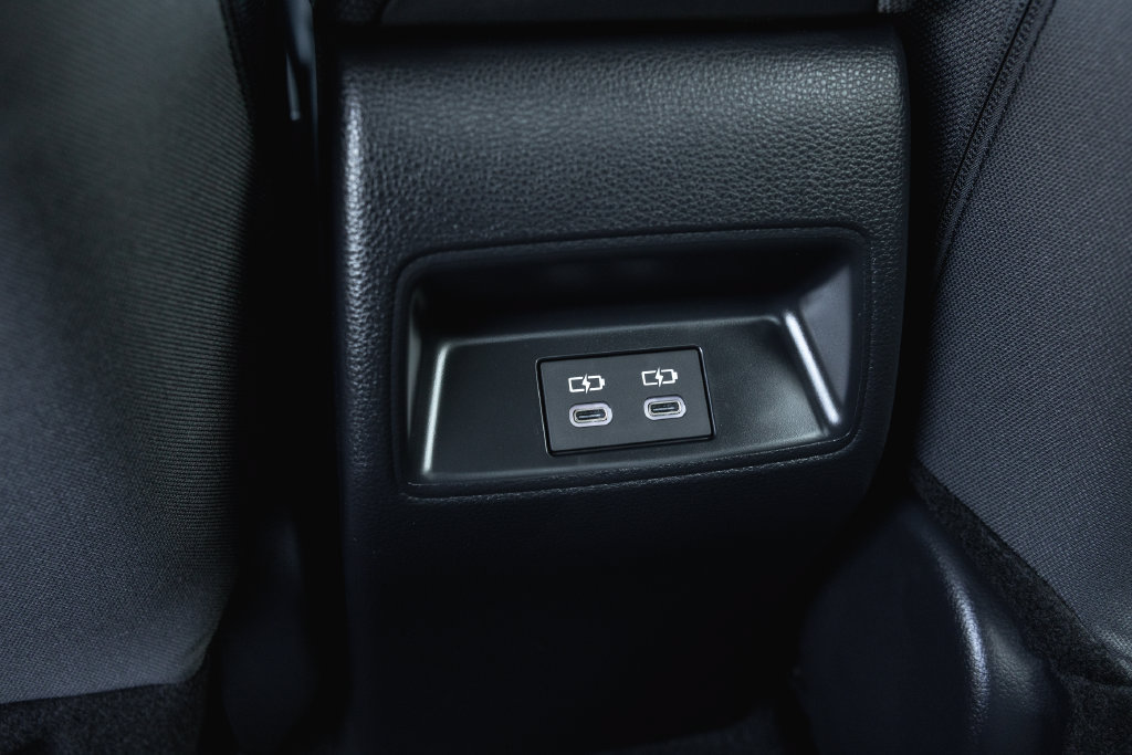 Used 2026 Toyota Corolla LE FWD image 28