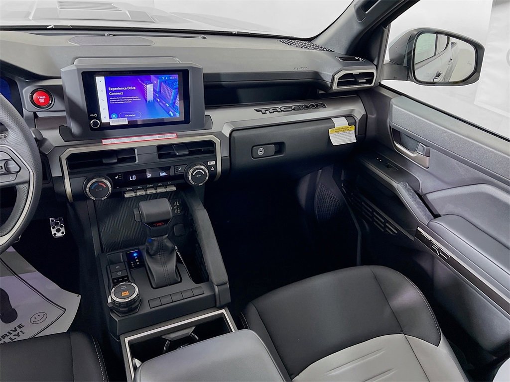 Certified 2025 Toyota Tacoma TRD Sport image 21