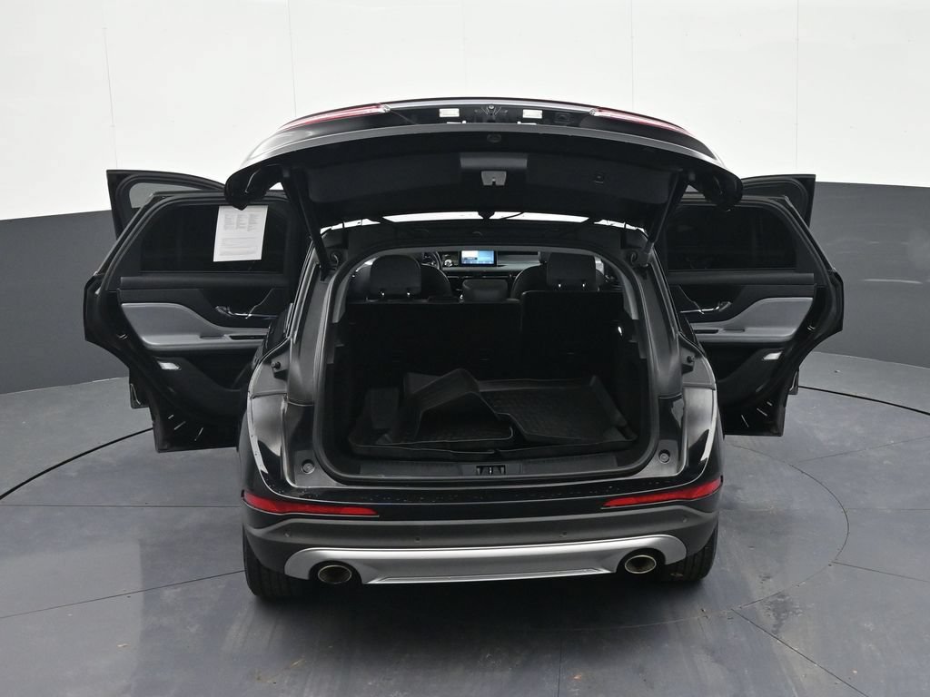Used 2022 Lincoln Corsair AWD w/ Premium Package image 40