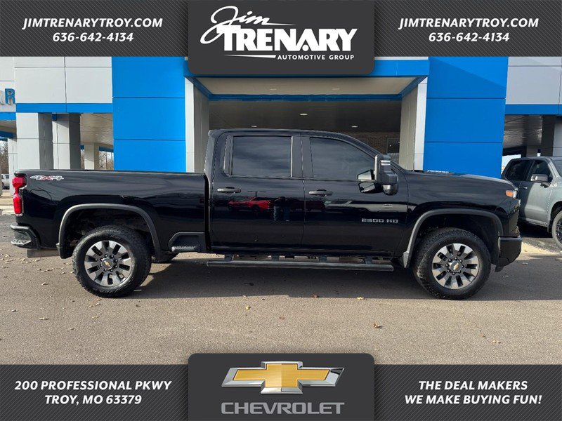 Used 2024 Chevrolet Silverado 2500 Custom w/ Custom Value Package image 1