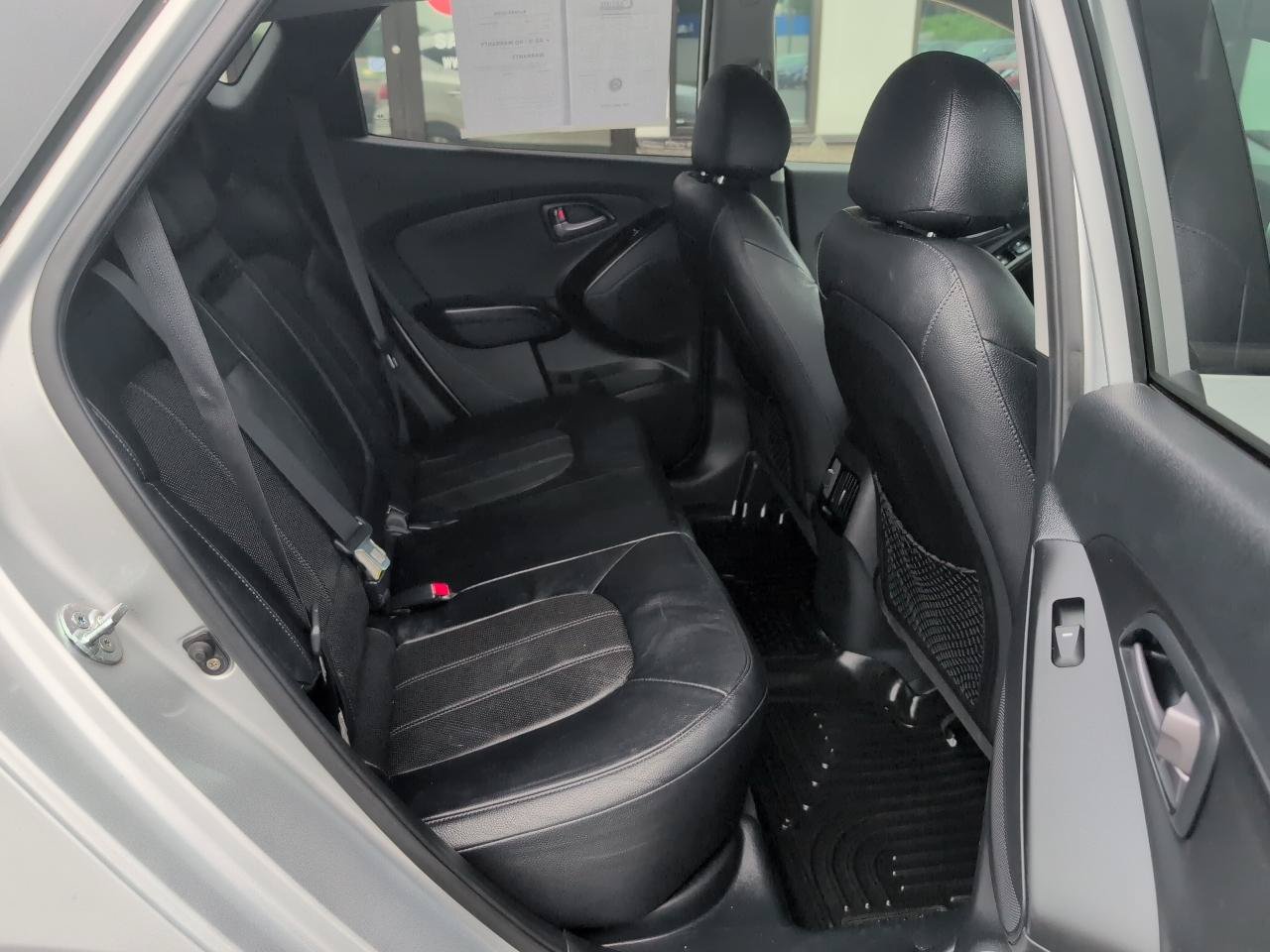 Used 2014 Hyundai Tucson Limited FWD image 12