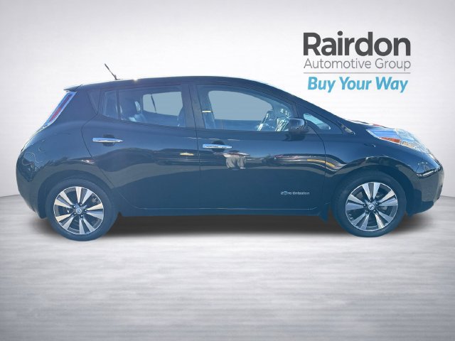 Used 2014 Nissan Leaf SL w/ Premium Package FWD image 8